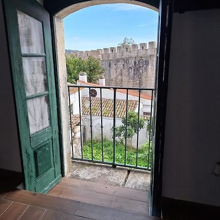 Lovin Book Guesthouse Óbidos Екстериор снимка