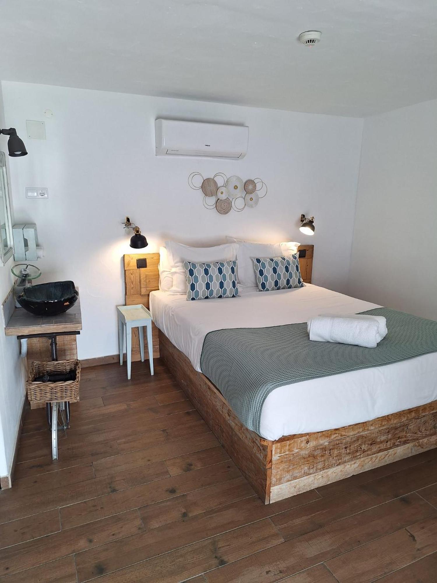 Lovin Book Guesthouse Óbidos Екстериор снимка
