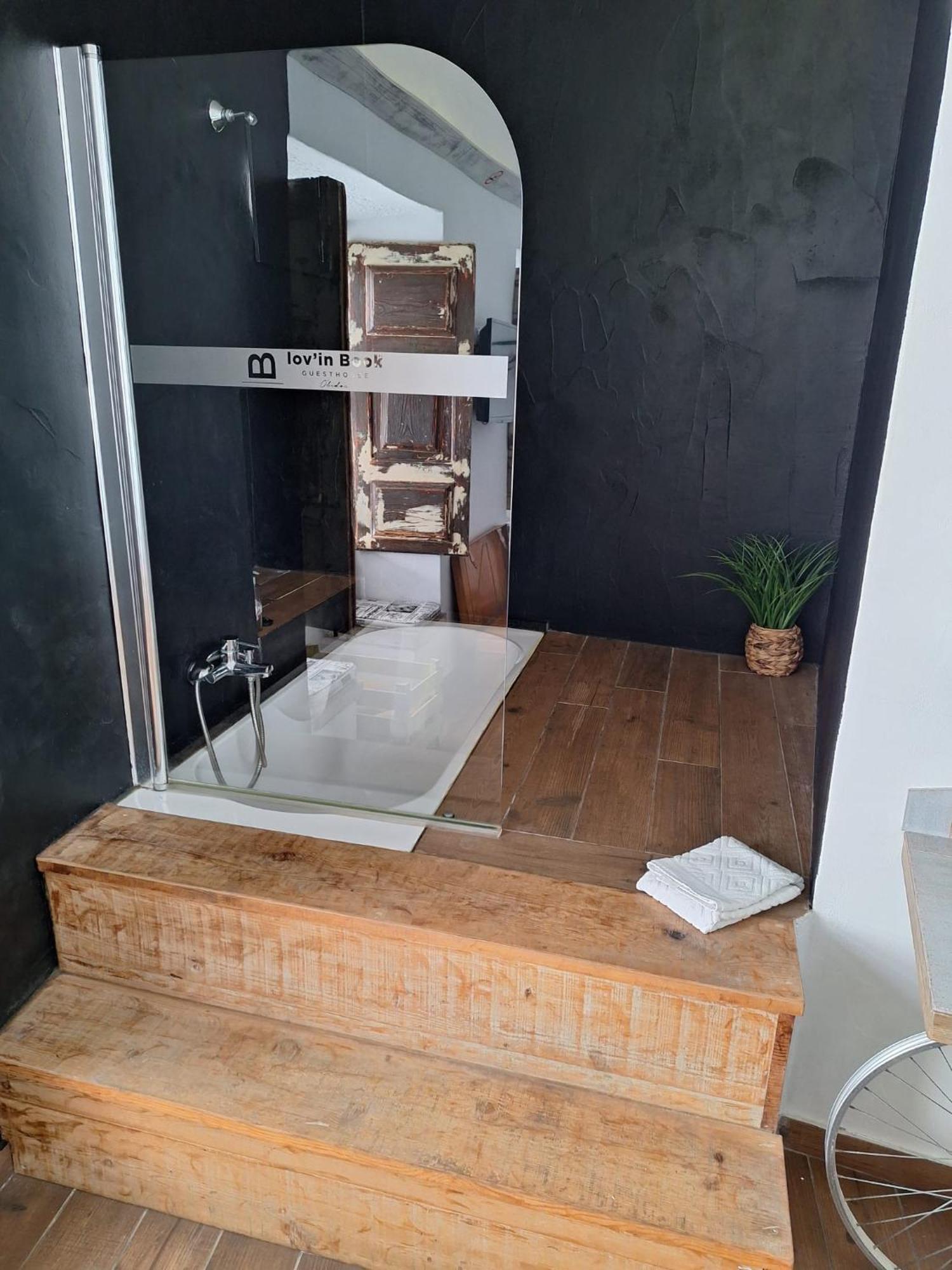 Lovin Book Guesthouse Óbidos Екстериор снимка