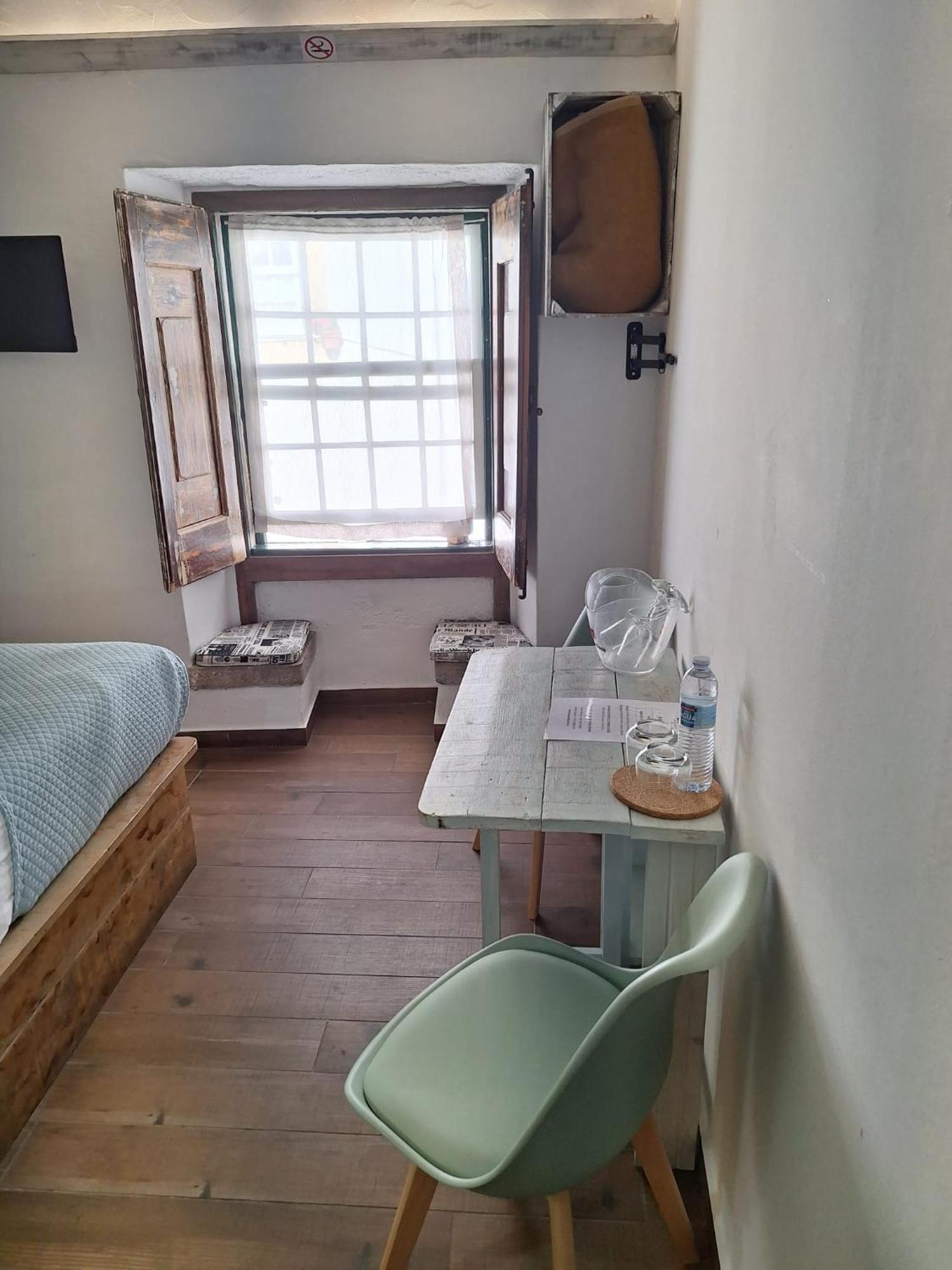 Lovin Book Guesthouse Óbidos Екстериор снимка