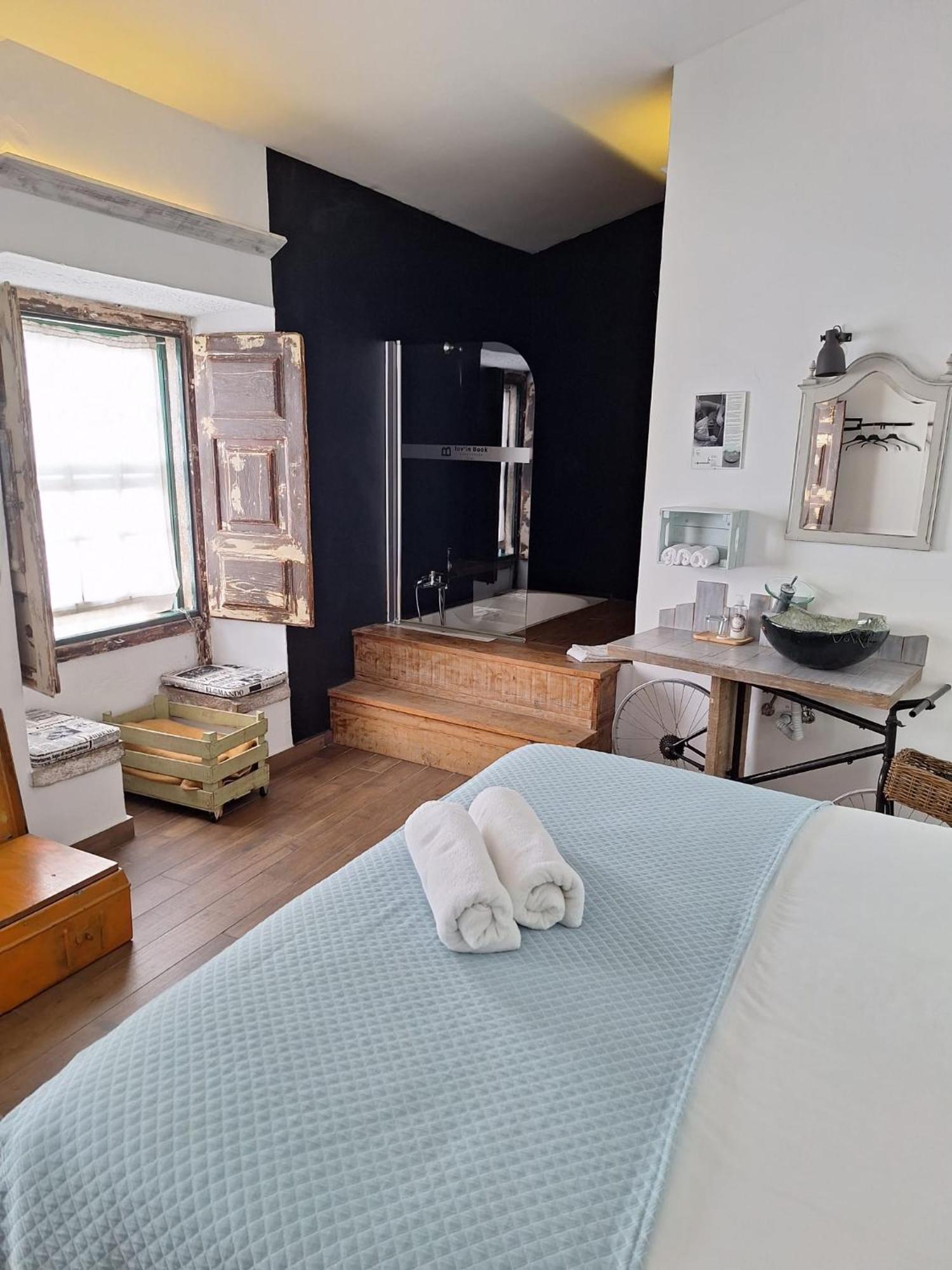 Lovin Book Guesthouse Óbidos Екстериор снимка