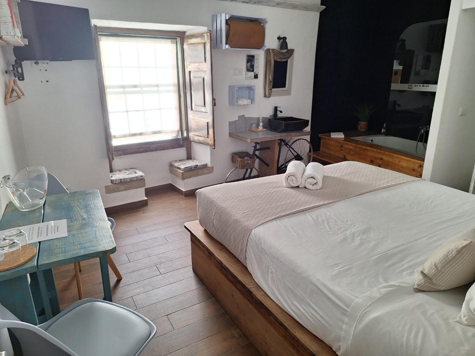 Lovin Book Guesthouse Óbidos Екстериор снимка